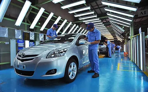 Ứng dụng máy nén khí trong ngành ô tô, xe máy, xe đạp